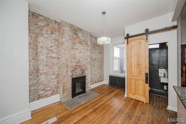 2646 Nebraska Avenue, St Louis, MO 63118