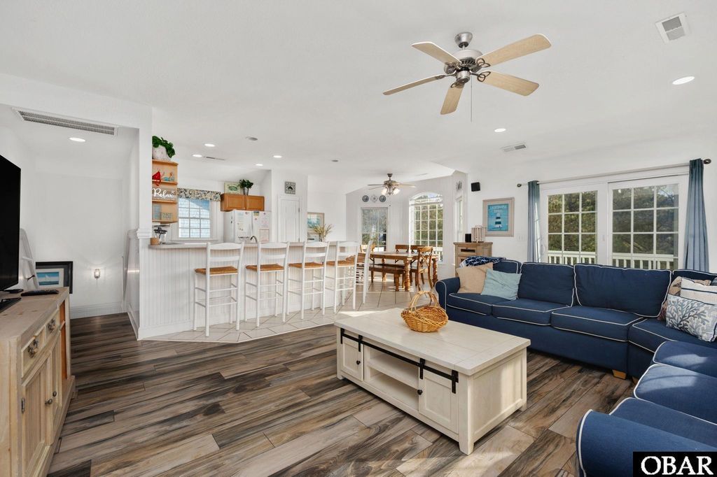 Image 7 of property listing at 760 Lakeshore Court Lot 33, Corolla, NC 27927