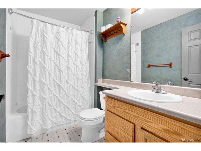 7731 Shenandoah Dr, Elizabeth, CO 80107