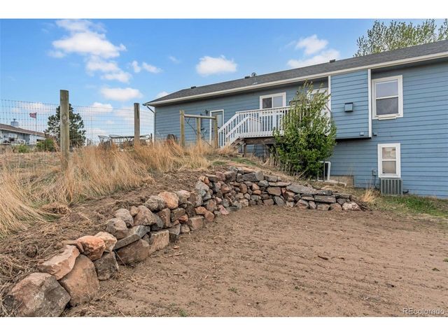 7731 Shenandoah Dr, Elizabeth, CO 80107