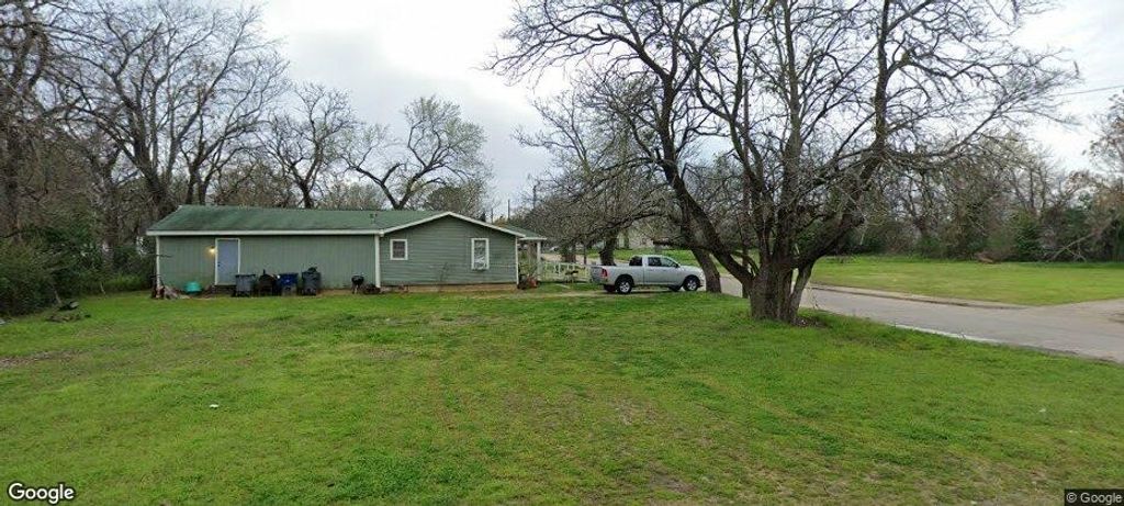 2874 Farragut Street, Dallas, TX 75215