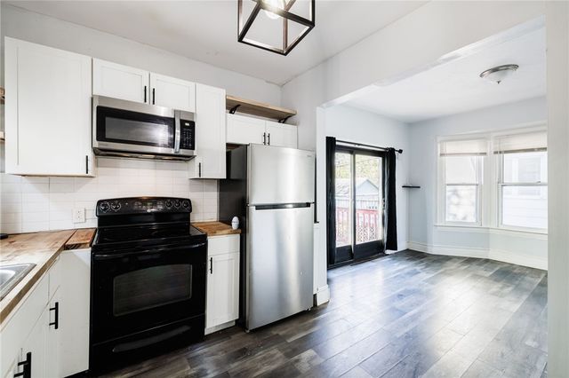 99 Shelter Street, Rochester, NY 14611