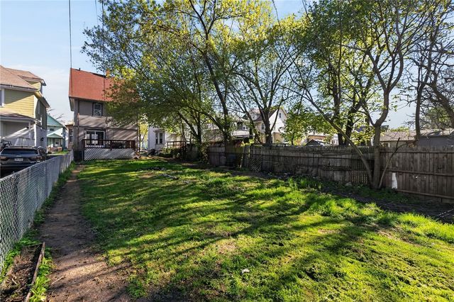 99 Shelter Street, Rochester, NY 14611