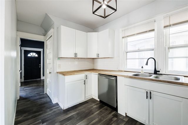 99 Shelter Street, Rochester, NY 14611