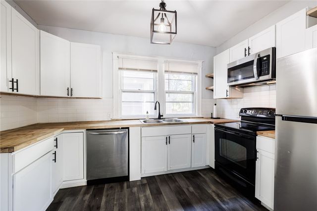 99 Shelter Street, Rochester, NY 14611