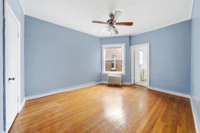 8019 S Rhodes Avenue, Chicago, IL 60619