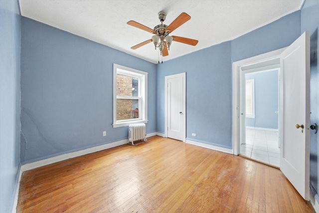 8019 S Rhodes Avenue, Chicago, IL 60619