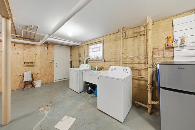 8019 S Rhodes Avenue, Chicago, IL 60619