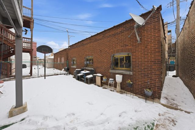 8019 S Rhodes Avenue, Chicago, IL 60619