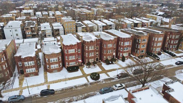 8019 S Rhodes Avenue, Chicago, IL 60619