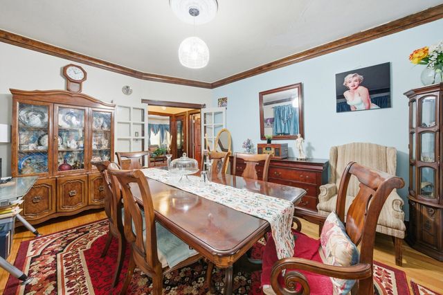 8019 S Rhodes Avenue, Chicago, IL 60619