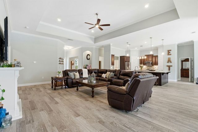 6735 E Bay Boulevard, Navarre, FL 32566