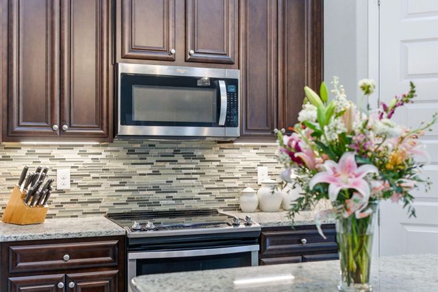 6735 E Bay Boulevard, Navarre, FL 32566