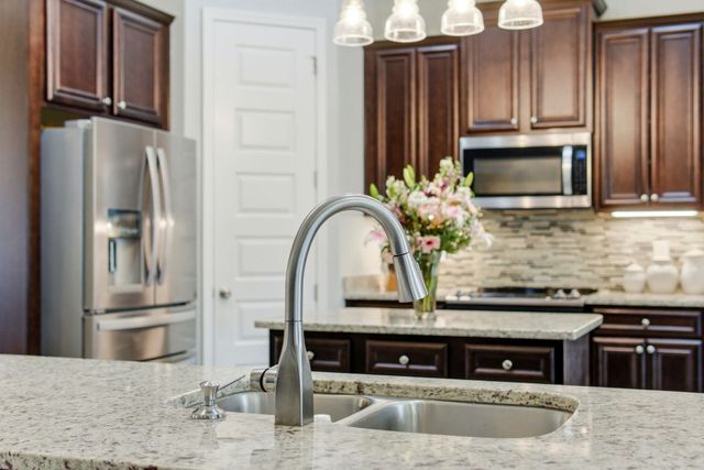 6735 E Bay Boulevard, Navarre, FL 32566