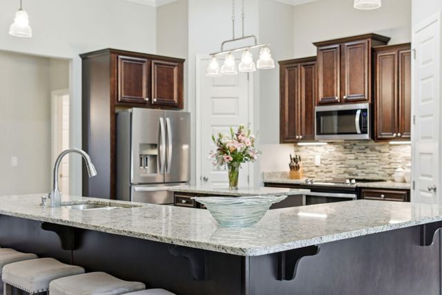 6735 E Bay Boulevard, Navarre, FL 32566