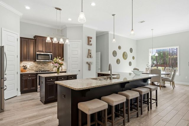 6735 E Bay Boulevard, Navarre, FL 32566