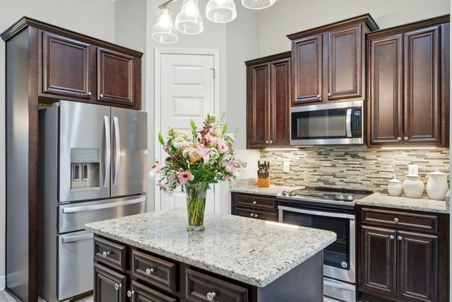 6735 E Bay Boulevard, Navarre, FL 32566