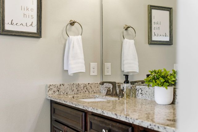 6735 E Bay Boulevard, Navarre, FL 32566