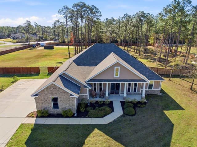 6735 E Bay Boulevard, Navarre, FL 32566