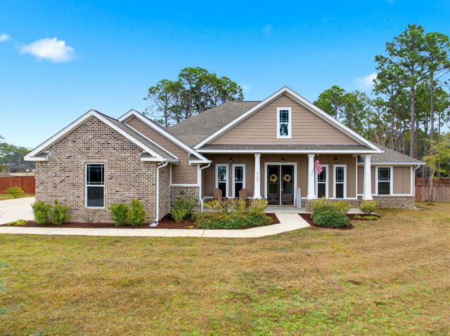 6735 E Bay Boulevard, Navarre, FL 32566