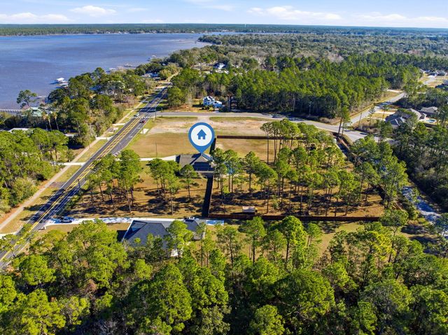 6735 E Bay Boulevard, Navarre, FL 32566