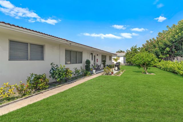 541 NE 44th Street B, Boca Raton, FL 33431