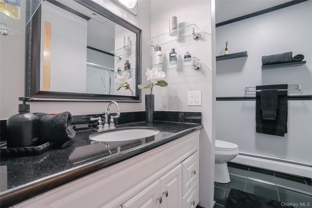 410 Vineyard Avenue, Highland, NY 12528