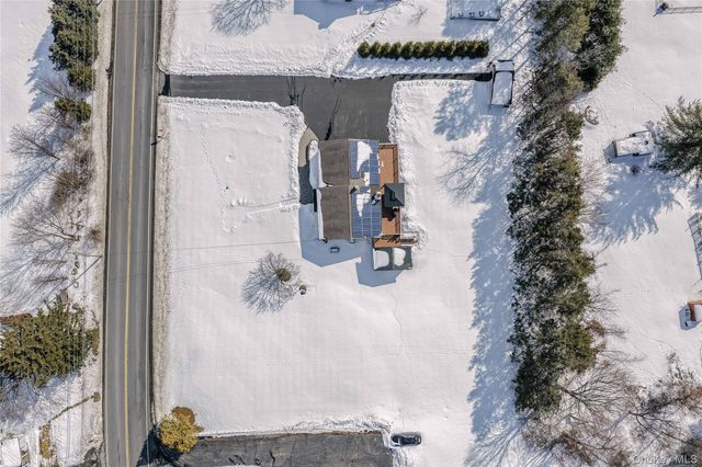 410 Vineyard Avenue, Highland, NY 12528