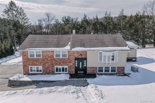 410 Vineyard Avenue, Highland, NY 12528