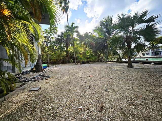 17171 Seagrape Lane, Sugarloaf Key, FL 33042