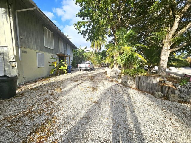 17171 Seagrape Lane, Sugarloaf Key, FL 33042