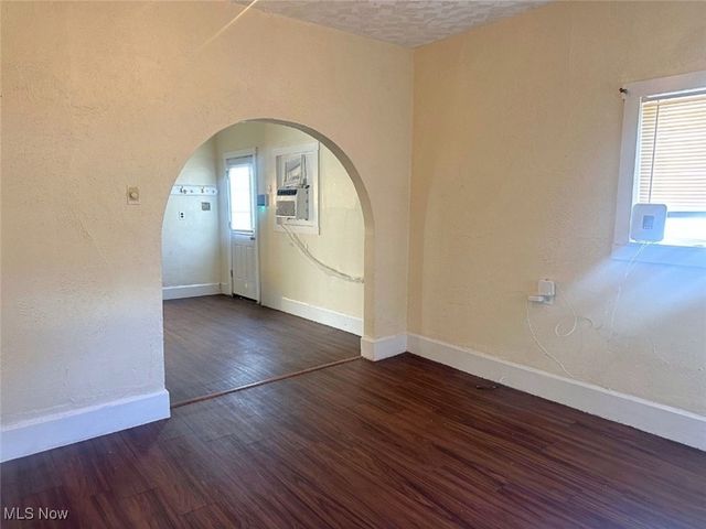 3256 W 54th Street, Cleveland, OH 44102