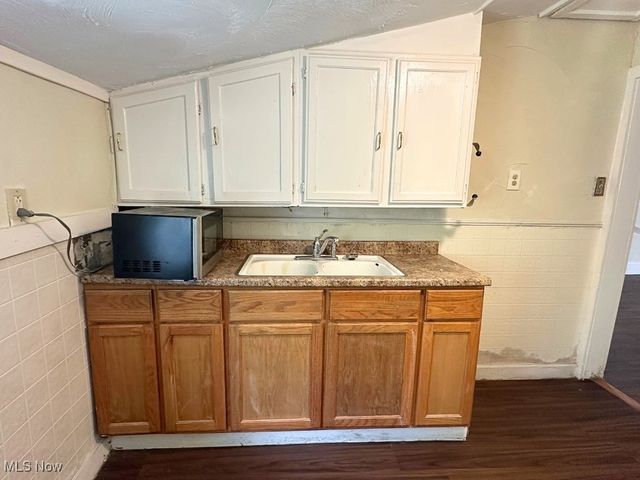 3256 W 54th Street, Cleveland, OH 44102