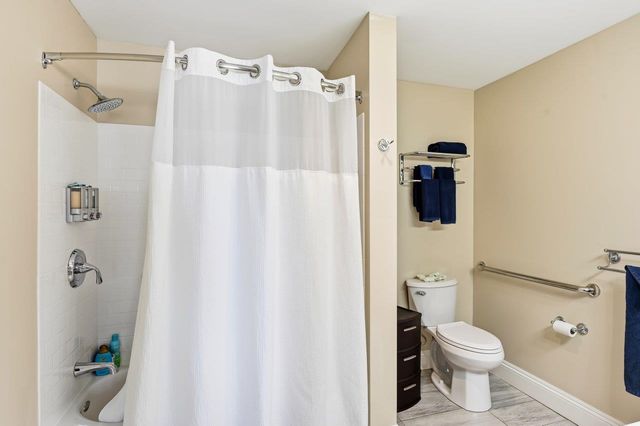 1 Ocean Avenue 307, 2, York, ME 03909