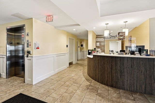 1 Ocean Avenue 307, 2, York, ME 03909
