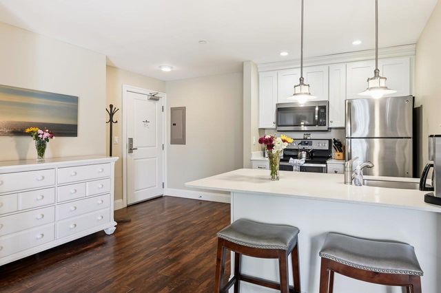 1 Ocean Avenue 307, 2, York, ME 03909
