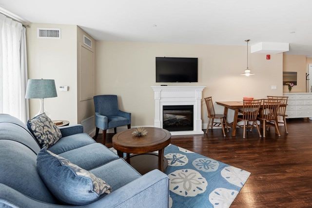 1 Ocean Avenue 307, 2, York, ME 03909