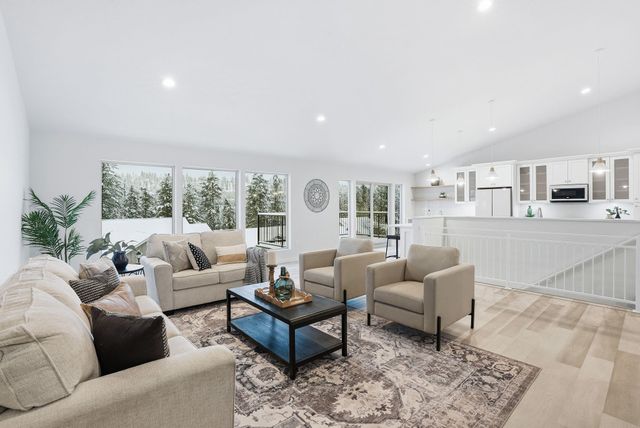 802 W Bolan Ave, Spokane, WA 99224