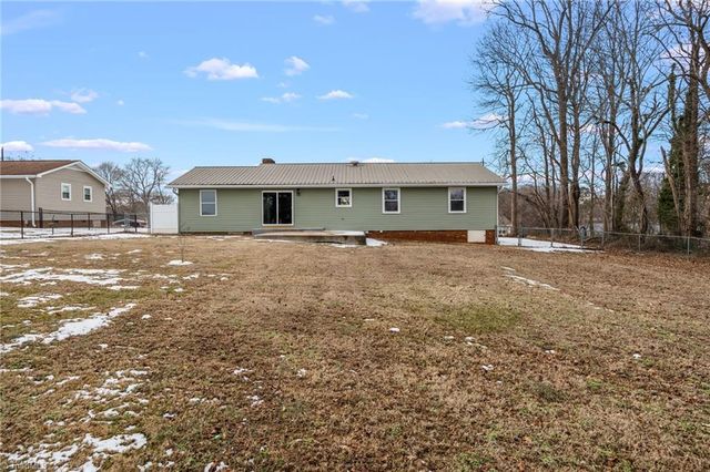 3856 Azalea Lane, Trinity, NC 27370