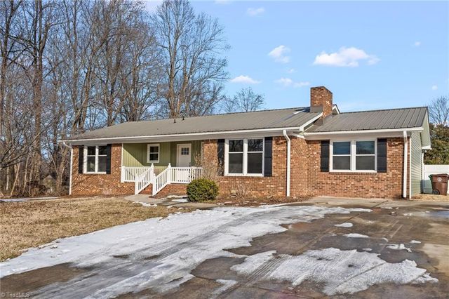 3856 Azalea Lane, Trinity, NC 27370