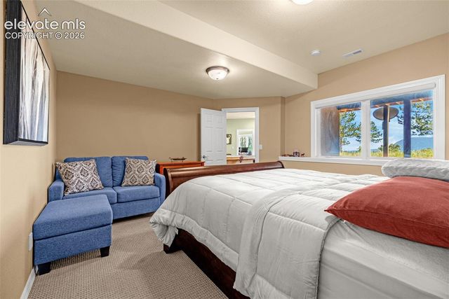 5710 Harbor Pines Point, Colorado Springs, CO 80919