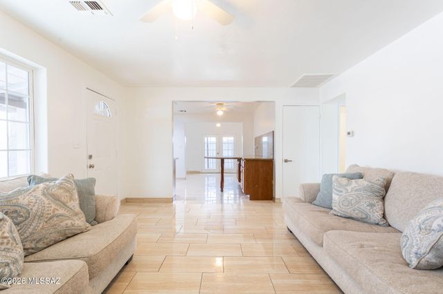 5825 E 1st Street, Tucson, AZ 85711