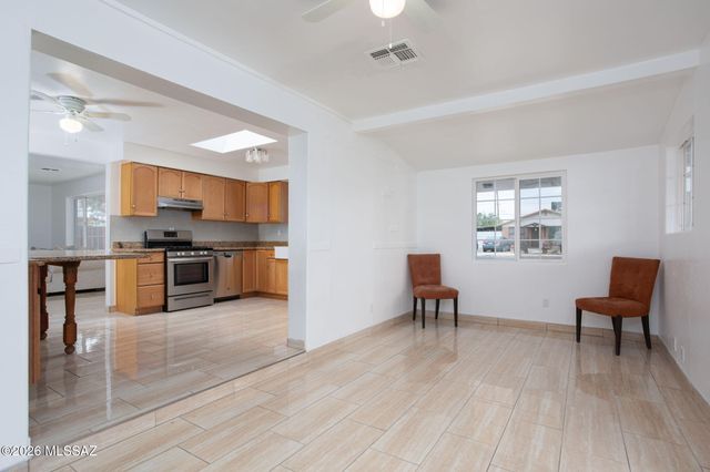 5825 E 1st Street, Tucson, AZ 85711