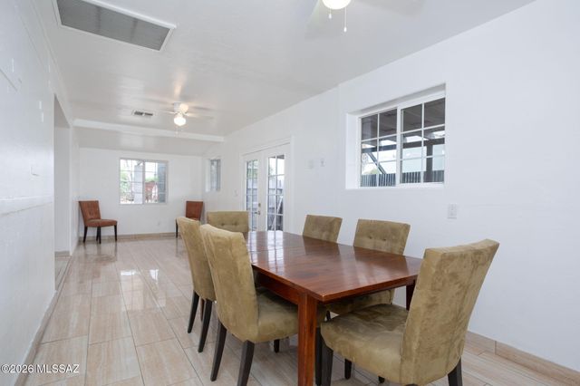 5825 E 1st Street, Tucson, AZ 85711