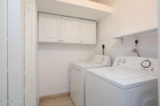 5825 E 1st Street, Tucson, AZ 85711