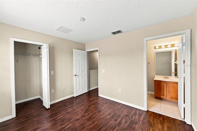 8508 BRUSHLEAF WAY, Tampa, FL 33647