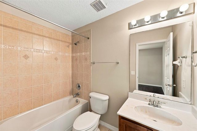 8508 BRUSHLEAF WAY, Tampa, FL 33647