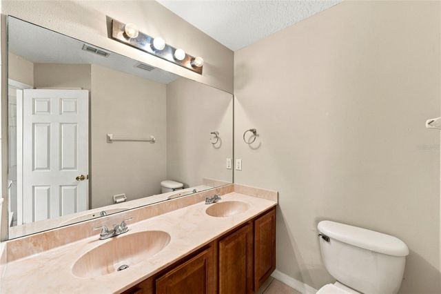 8508 BRUSHLEAF WAY, Tampa, FL 33647