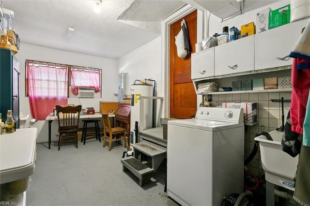 104 Hull ST, Newport News, VA 23601