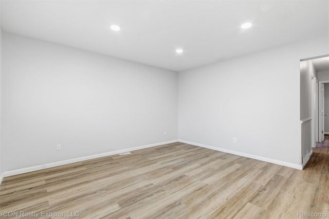 14731 Stephens Drive, Eastpointe, MI 48021